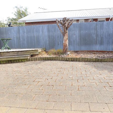 Colonial Motel Invercargill Bagian luar foto