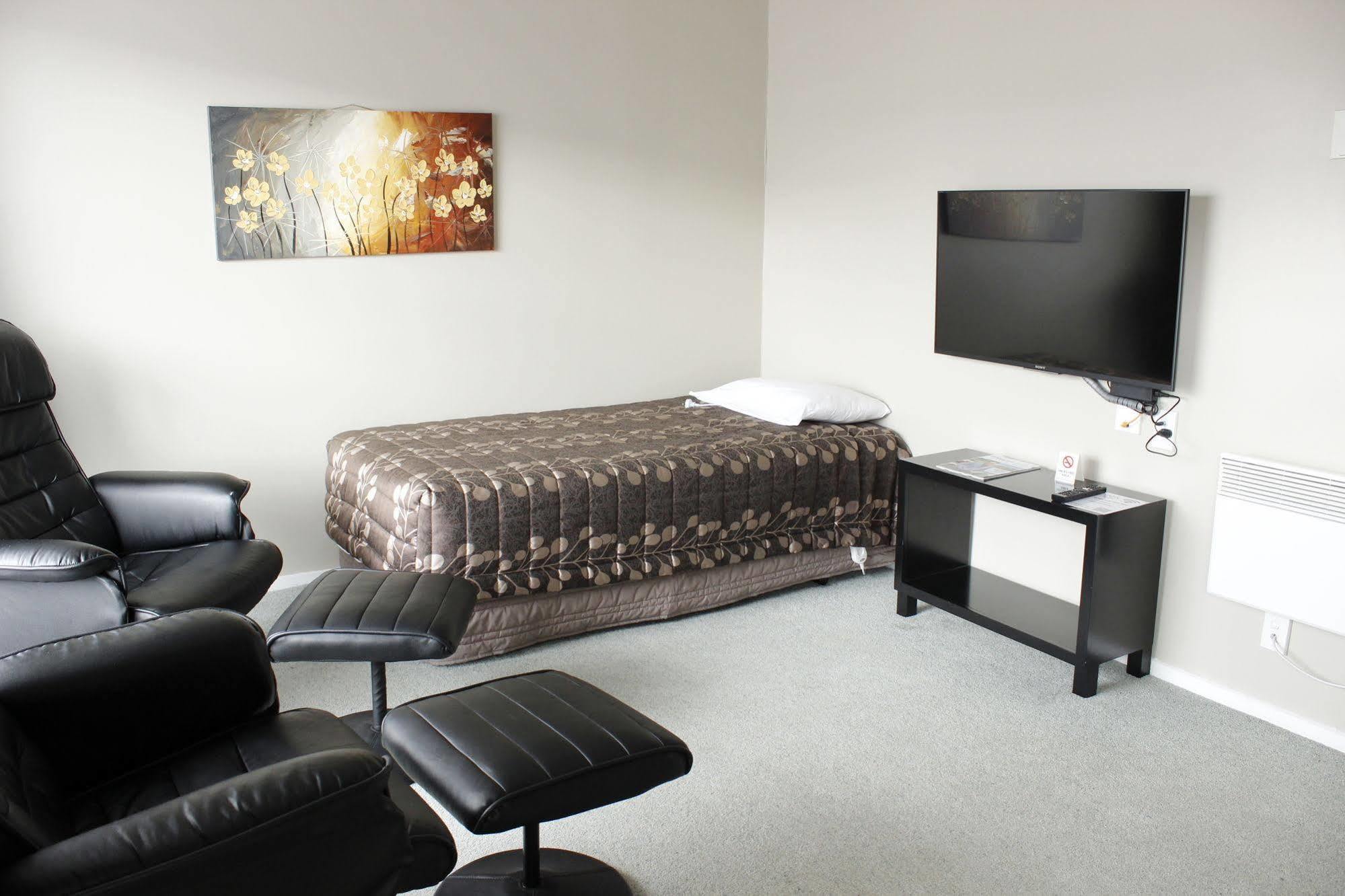 Colonial Motel Invercargill Bagian luar foto
