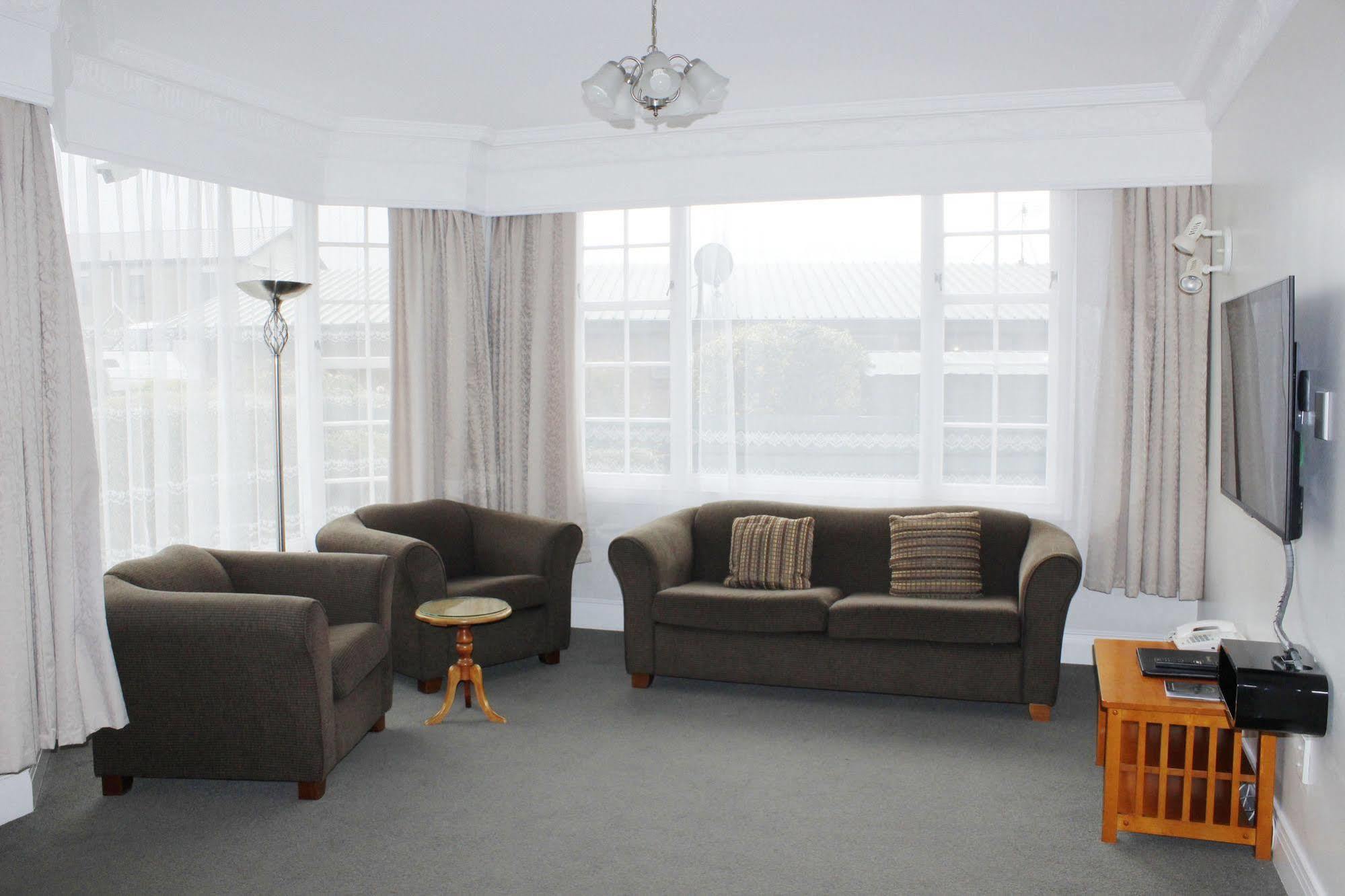 Colonial Motel Invercargill Bagian luar foto