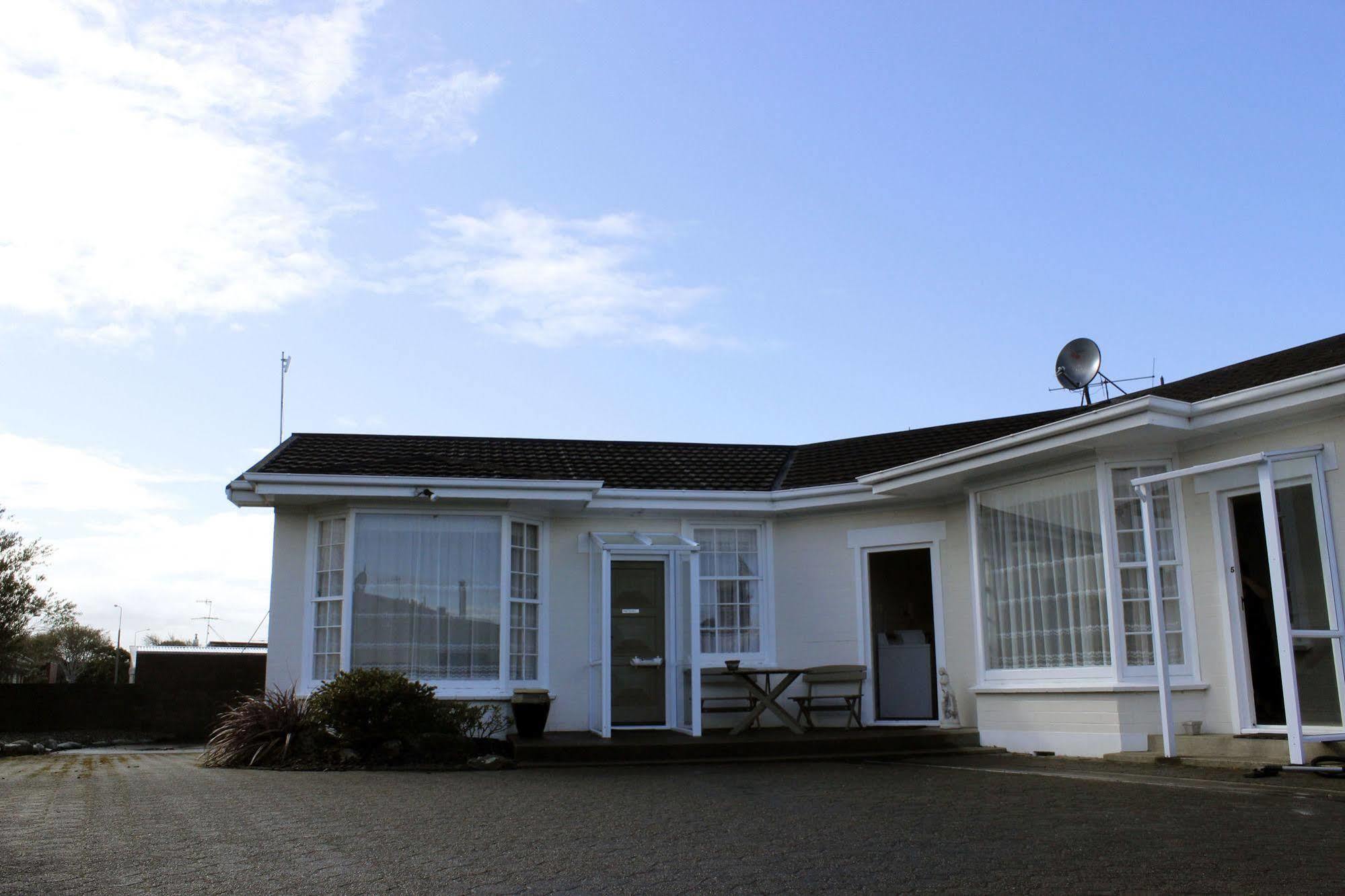 Colonial Motel Invercargill Bagian luar foto